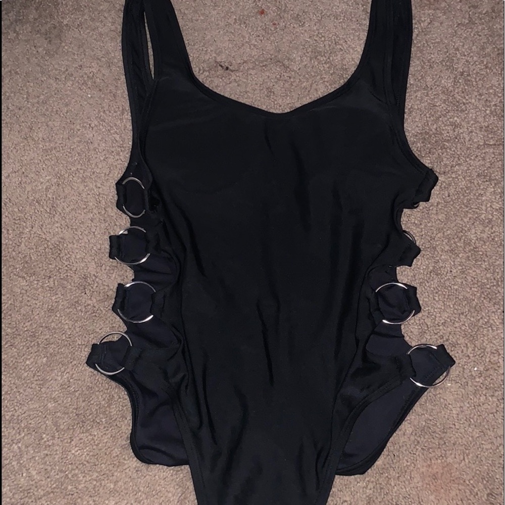 One piece bathing suit